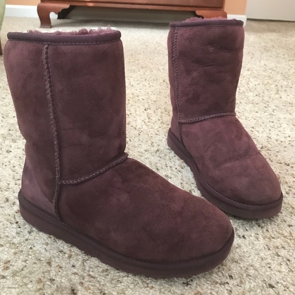 port colored uggs